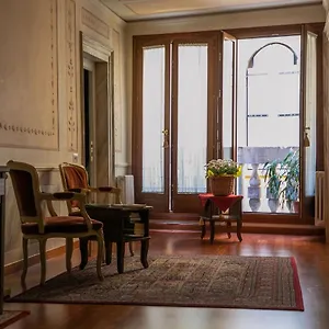 Hidden Gem In Guest house Venice