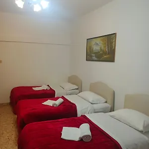 Host Hostel Rome