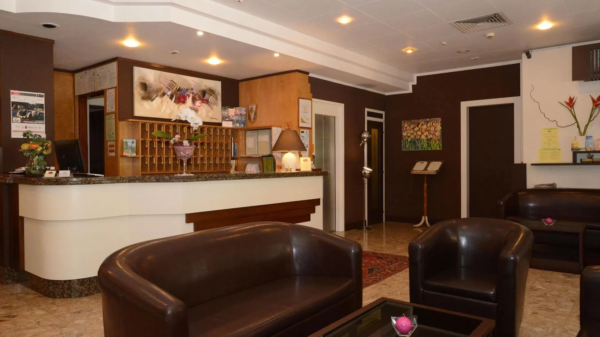 Hotel Dolci Colli Peschiera del Garda 3*,  Italy